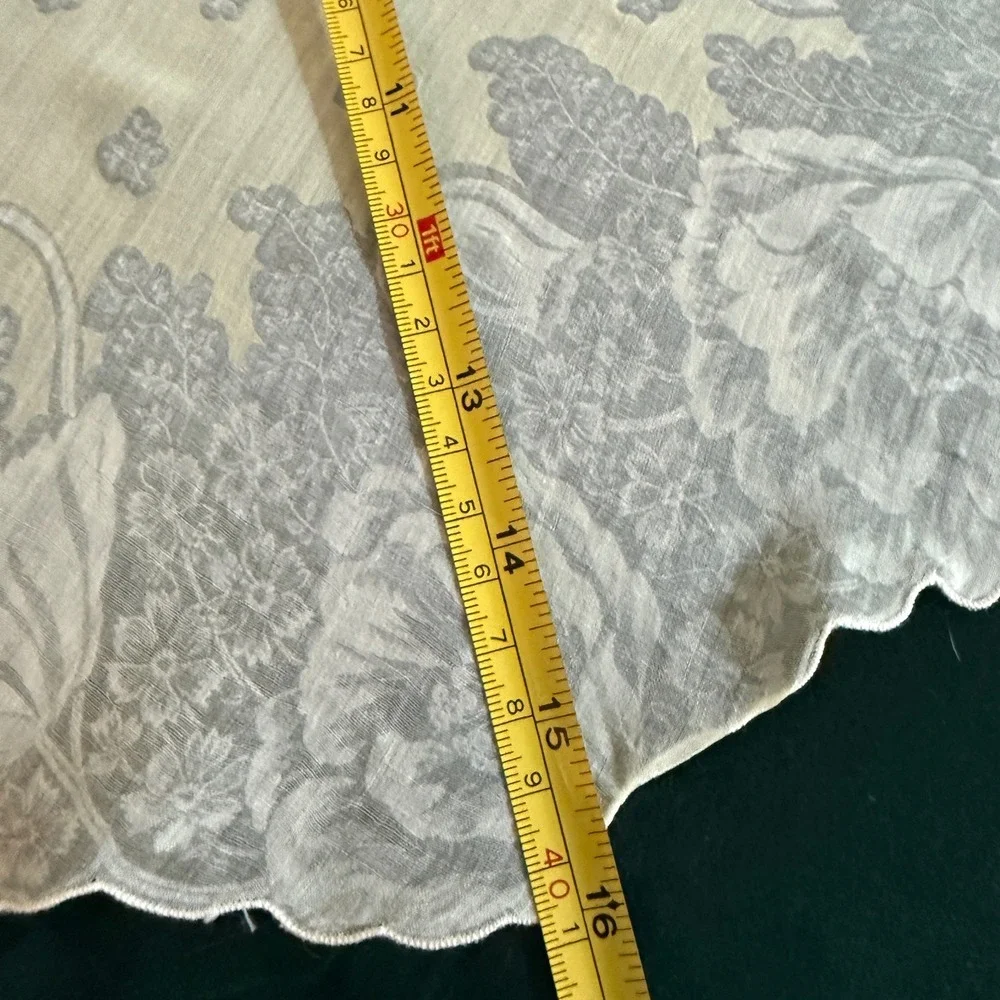 Vintage Floral Handkerchief Set of 4 Scalloped Edge Embroidered Printed Cotton